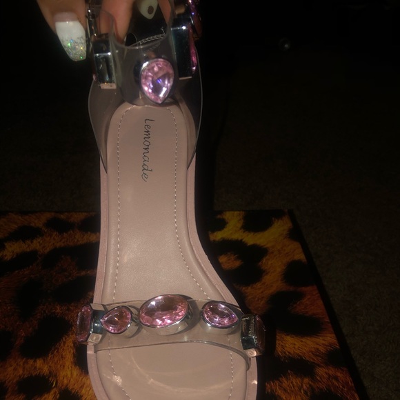 Pink Heels - Picture 4 of 4